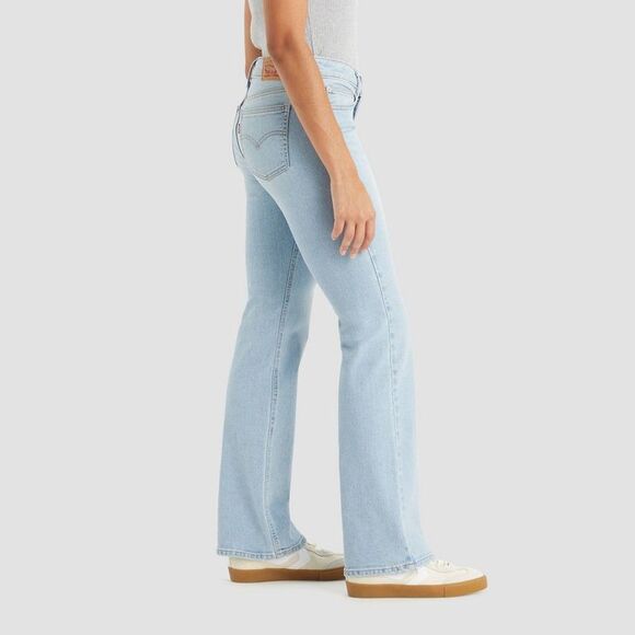 Levi's Light Blue Women's Jeans - Picture 2 of 3